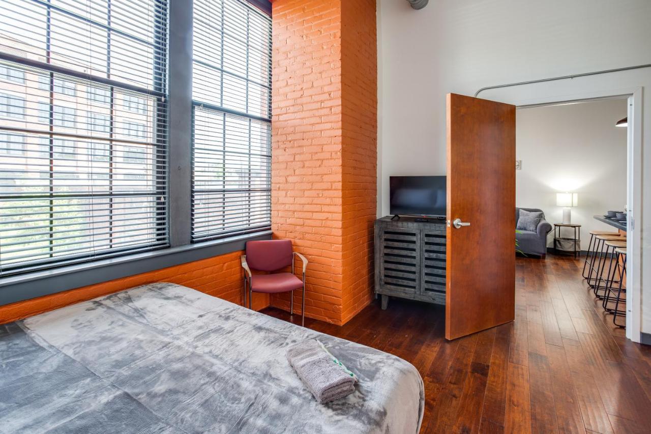Ny Style Centric Loft With King Bed By Park Ave Lejlighed Rochester Eksteriør billede